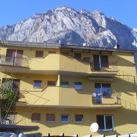 Pietramurata Appartamento Vista Montagna Terzo Piano Dro Luaran gambar
