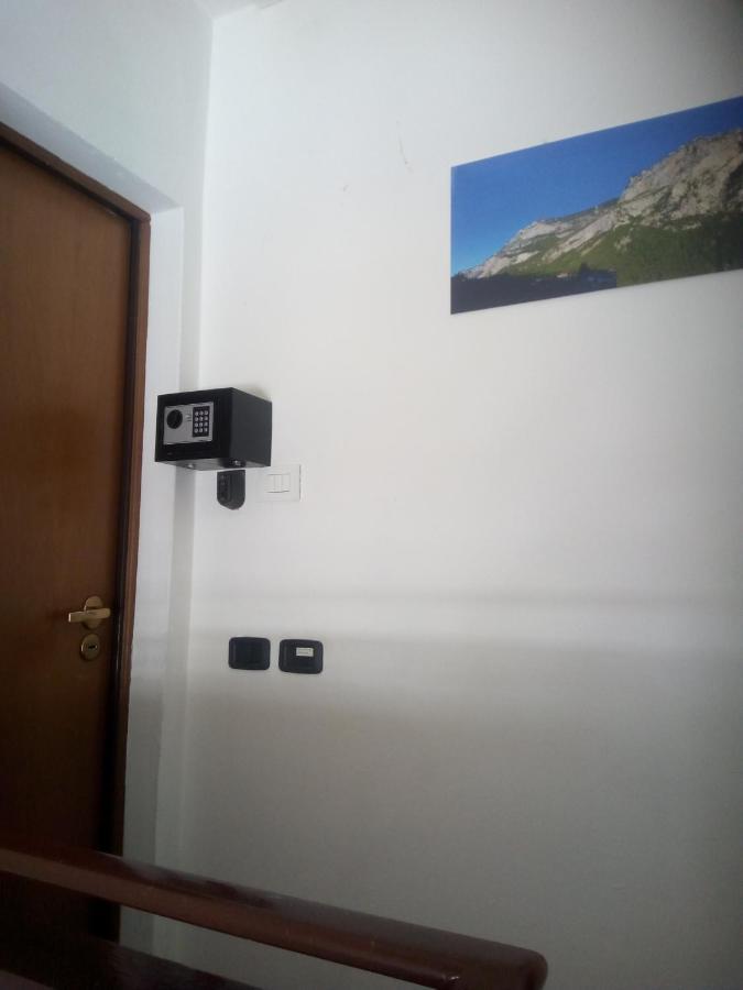 Pietramurata Appartamento Vista Montagna Terzo Piano Dro Luaran gambar